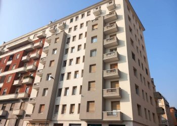 Facciata - Three-room apartment via Edoardo Bassini, 41, Milano (neighborhood Lambrate) - photo 8