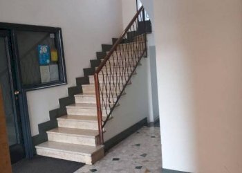 Interno palazzo - Three-room apartment via Edoardo Bassini, 41, Milano (neighborhood Lambrate) - photo 9