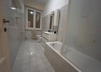 Bagno - Three-room apartment via Edoardo Bassini, 41, Milano (neighborhood Lambrate) - photo 11