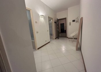 Corridoio - Three-room apartment via Edoardo Bassini, 41, Milano (neighborhood Lambrate) - photo 18