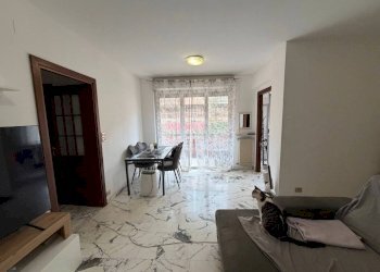 Salone - Appartamento via Raffaele Ricca, 16, Genova (zona Marassi) - foto 3