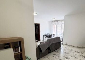 Ingresso - Appartamento via Raffaele Ricca, 16, Genova (zona Marassi) - foto 4