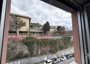 Vista - Appartamento via Raffaele Ricca, 16, Genova (zona Marassi) - foto 8