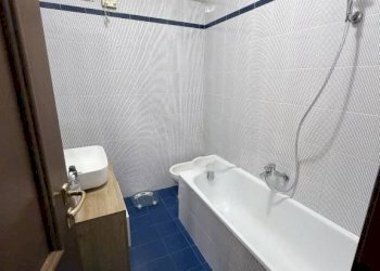 Bagno - Appartamento via Raffaele Ricca, 16, Genova (zona Marassi) - foto 12