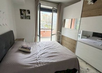 Camera da letto - Appartamento via Raffaele Ricca, 16, Genova (zona Marassi) - foto 19