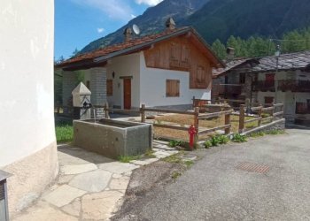 Giardino - Three-room apartment Frazione Carrè, 6, Rhemes-Notre-Dame - photo 3