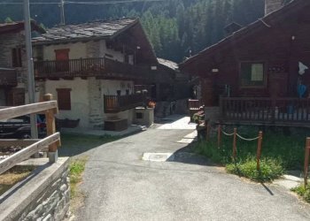 Zona - Three-room apartment Frazione Carrè, 6, Rhemes-Notre-Dame - photo 4