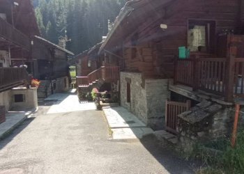 Giardino - Three-room apartment Frazione Carrè, 6, Rhemes-Notre-Dame - photo 5