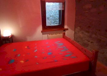 Camera da letto - Three-room apartment Frazione Carrè, 6, Rhemes-Notre-Dame - photo 24