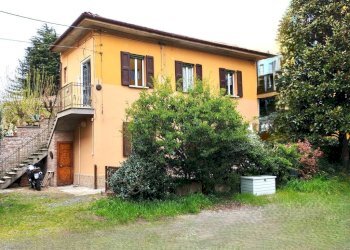 Facciata - Casa indipendente Casalecchio di Reno - foto 1