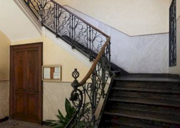 Interno palazzo - Appartamento via Claudio Luigi Berthollet, 42, Torino (zona San Salvario) - foto 19