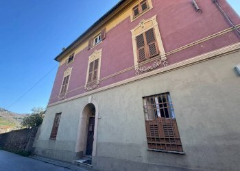 Facciata - Appartamento via Acquasanta, Genova - foto 1