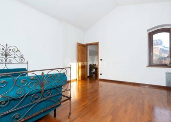Camera da letto - Villa via Combaluetto, 21, Trana - foto 36