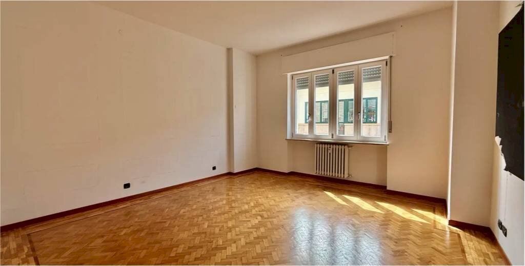 Camera da letto - Four-room apartment Cuneo (neighborhood Centro) - photo 1