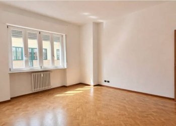 Camera da letto - Four-room apartment Cuneo (neighborhood Centro) - photo 2