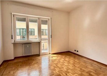 Camera da letto - Four-room apartment Cuneo (neighborhood Centro) - photo 3