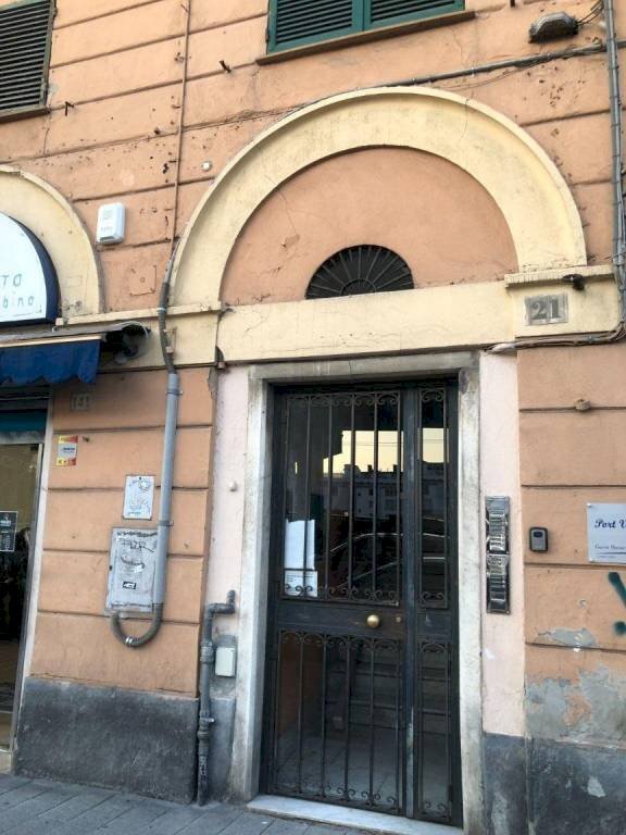Facciata - Appartamento via Antonio Gramsci, 21, Genova (zona Centro Storico) - foto 2