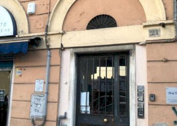 Facciata - Quadrilocale via Antonio Gramsci, 21, Genova (zona Centro Storico) - foto 2
