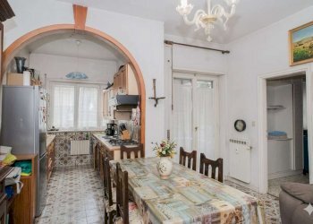 Cucina 2. - Four-room apartment via Asmara, Roma - photo 6