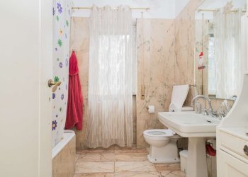 Bagno 3. - Four-room apartment via Asmara, Roma - photo 9