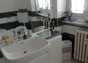 bagno - Trilocale corso Vercelli, 164, Torino (zona Rebaudengo) - foto 19