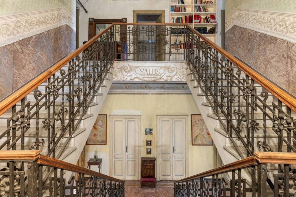 Interno palazzo - Villa via Bruno Graziani, 6, Alessandria - photo 3