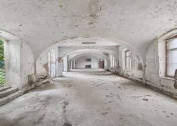 Interno palazzo - Villa via Bruno Graziani, 6, Alessandria - foto 39