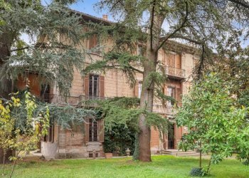 Facciata - Villa via Bruno Graziani, 6, Alessandria - foto 40