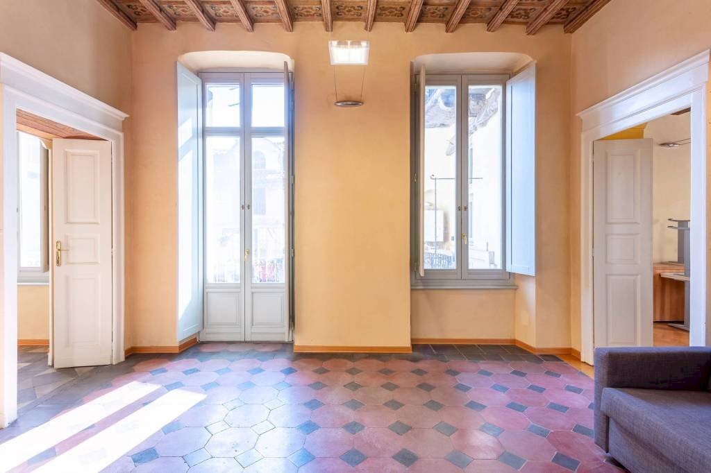 Salone - Apartment via Giuseppe Garibaldi, 13, Torino (neighborhood Centro) - photo 2