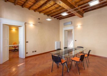 Cucina - Appartamento via Giuseppe Garibaldi, 13, Torino (zona Centro) - foto 7