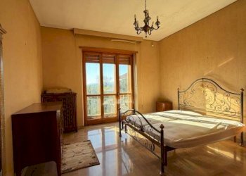 Camera da letto - Villa strada per Buttigliera, 169, Villanova d'Asti - foto 49
