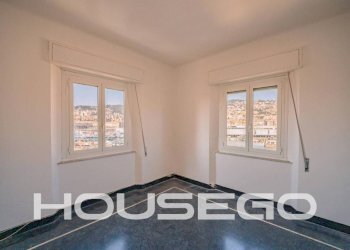 Camera da letto - Quadrilocale via del Molo, 3, Genova (zona Centro Storico) - foto 2