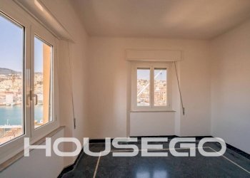 Cucina - Quadrilocale via del Molo, 3, Genova (zona Centro Storico) - foto 4