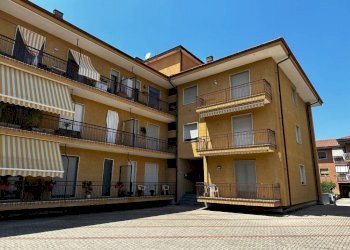 Facciata - Four-room apartment Busca - photo 1