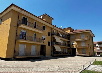 Facciata - Four-room apartment Busca - photo 28