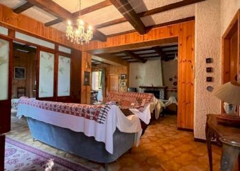 Salone - Villa via Casa Mezzanotte, Pievepelago - foto 1