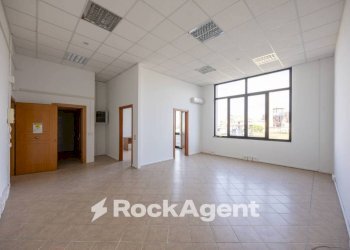 Interno non residenziale - Ufficio via Salvatore Orlando, 3a, Livorno - foto 17