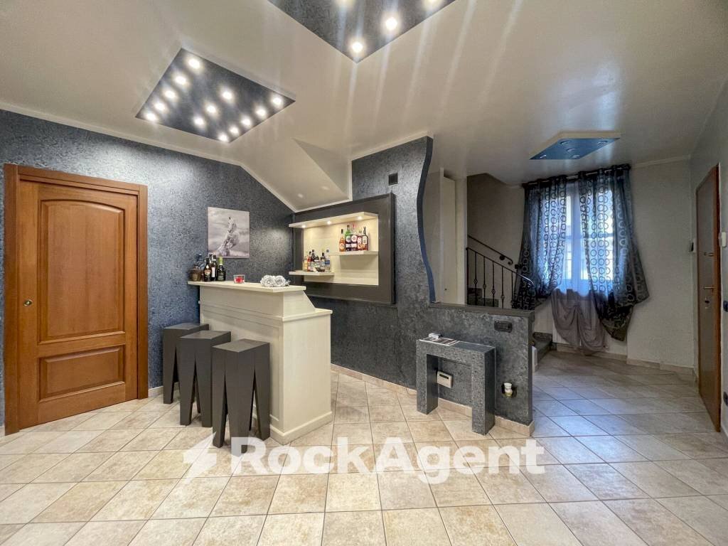 Salone - Villa via Gabriele d'Annunzio, 7, Salerano sul Lambro - foto 3