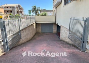 Box auto - Two-room apartment via del Crocifisso, 115, Latina - photo 33