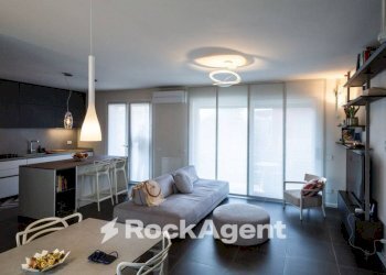 Salone - Appartamento via Eva Mameli Calvino, Pavia - foto 1