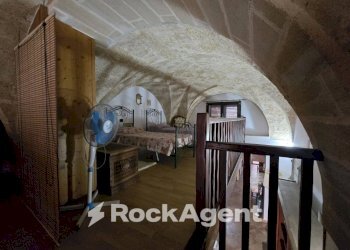 Cantina - Casa indipendente via IV Novembre, 18, Morciano di Leuca - foto 5