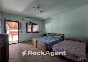 Camera da letto - Casa indipendente via IV Novembre, 18, Morciano di Leuca - foto 15