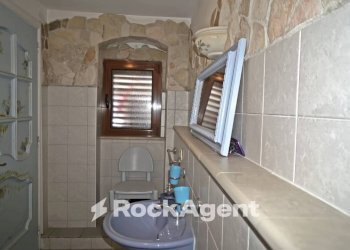 Bagno - Three-room apartment via Casalnuovo, 23, Montescaglioso - photo 11