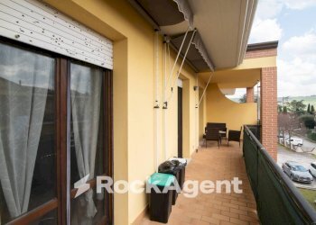 Terrazzo - Appartamento via Palmiro Togliatti, 1, Montecalvo in Foglia - foto 8