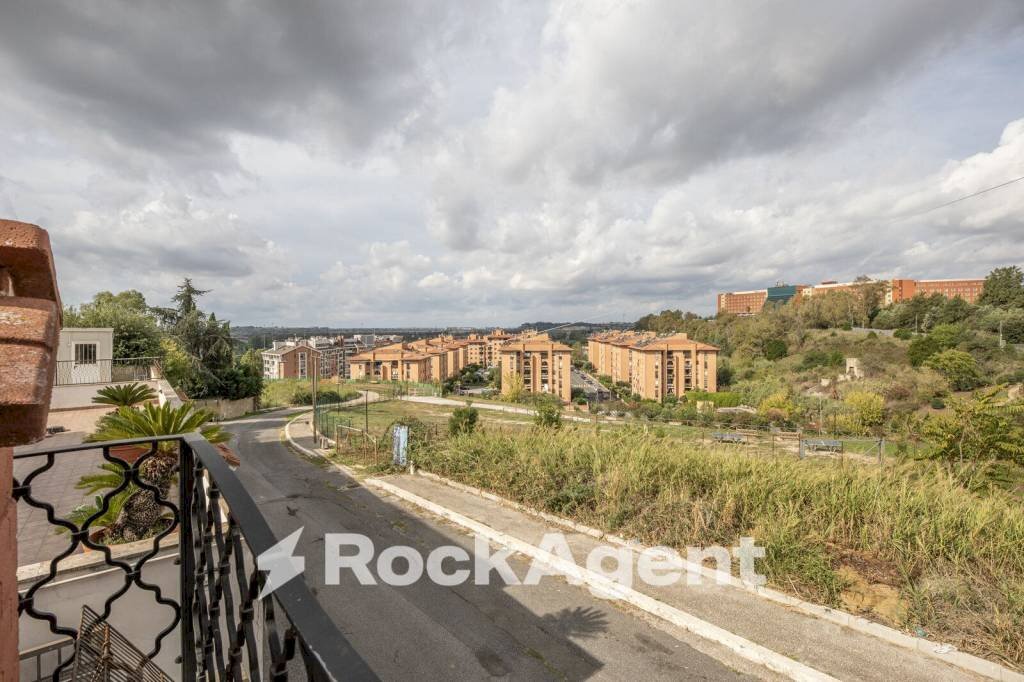 Vista - Villa via Aristide Faccioli, 173, Roma - foto 1