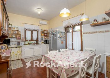 Cucina - Villa via Aristide Faccioli, 173, Roma - foto 5