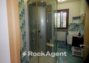 Bagno - Appartamento via Pietro Nenni, 39, Montecarotto - foto 23