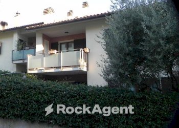 Facciata - Appartamento via Pietro Nenni, 39, Montecarotto - foto 34