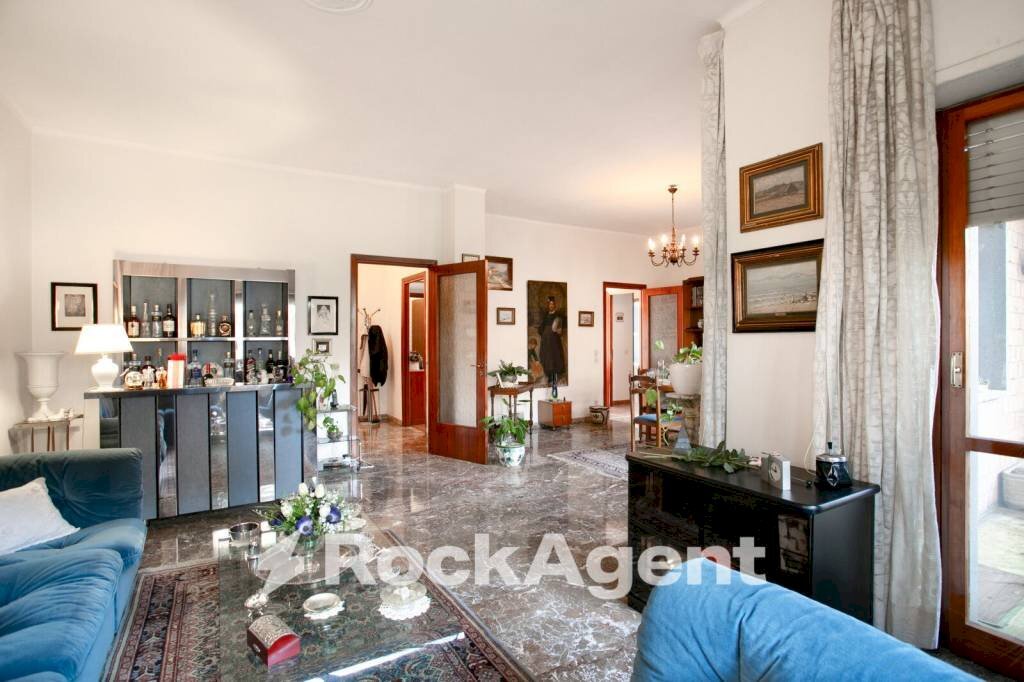 Salone - Appartamento via Suvereto, 257, Roma - foto 3