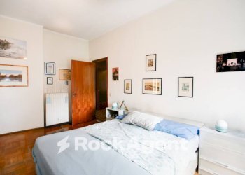Camera da letto - Appartamento via Suvereto, 257, Roma - foto 19